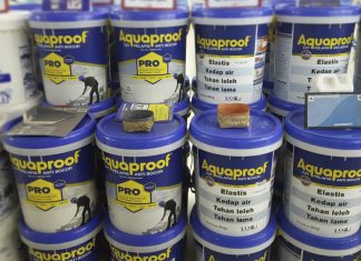 Aquaproof, cat pelapis anti bocor Aquaproof, tips mengatasi dinding rembes