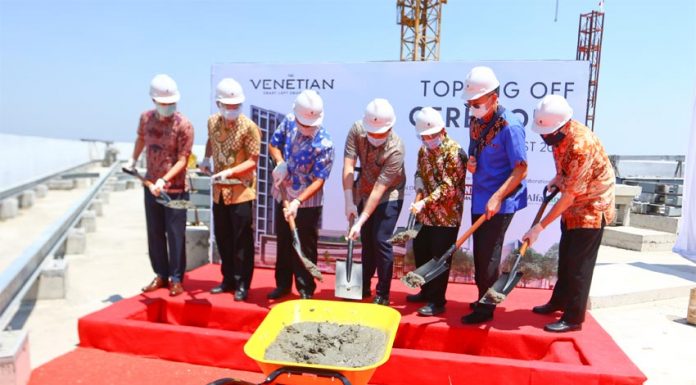 topping off The Venetian, apartemen Kingland Avenue, apartemen di Tangerang