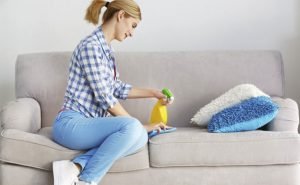 tips membersihkan furnitur setelah terkena banjir, membersihkan furnitur setelah kena banjir