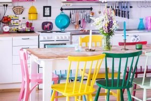 interior ruang makan berwarna, dekorasi ruang makan colourful, inspirasi dekorasi ruang makan