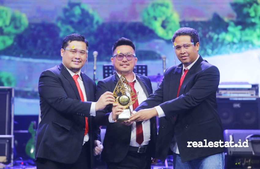 Winner Group dan Sapta Group dalam ajang Indonesia Property&Bank Award XV Tahun 2020. 