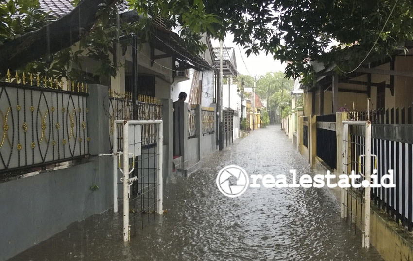 Salah satu perumahan di Jakarta Selatan yang terendam banjir. (Foto: Adhitya Putra)