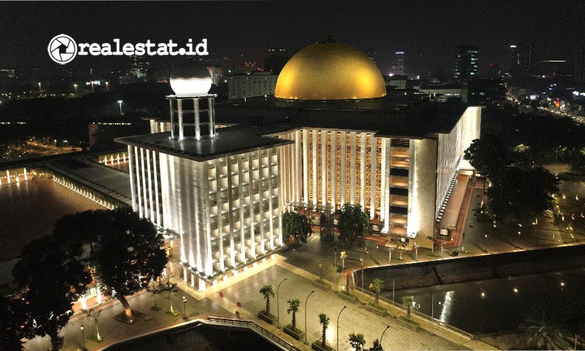 Bangunan Masjid Istiqlal yang menggunakan pencahayaan dari Signify. (Foto: dok,Signify Indonesia)
