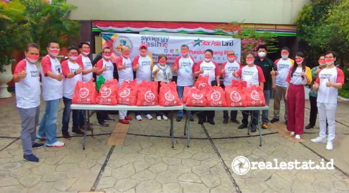 Group Synergy, REI, Apersi, Arebi, dan Obor Berkat Indonesia Bantu anak-anak NTT realestat.id dok