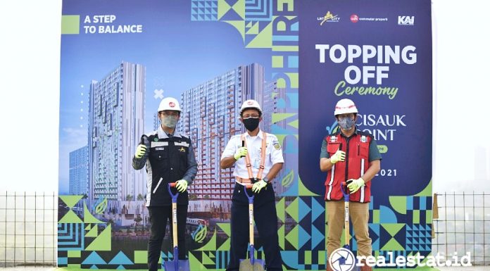 topping off ceremony tower sapphire cisauk point adhi commuter properti realestat.id dok