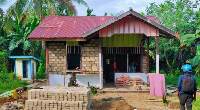 Program BSPS Bedah Rumah Teluk Wondama Papua Barat Kementerian PUPR realestat.id dok