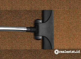 membersihkan debu di dalam rumah vacuum cleaner karpet pixabay realestat.id dok