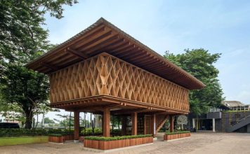 microlibrary-warak-kayu-semarang-indonesia_dezeen material bahan bangunan era arsitektur digital realestat.id dok