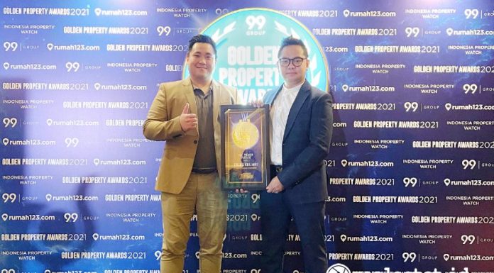 Best Premium Apartment Collins Boulevard Triniti Land Goldern Property Awards 2021 realestat.id dok