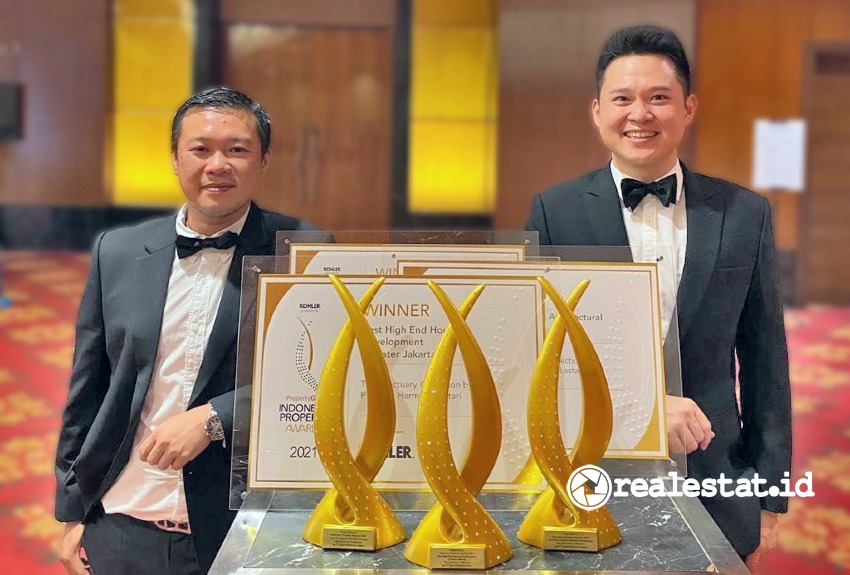 Tiga penghargaan diperoleh The Sanctuary Collection dalam acara PropertyGuru Indonesia Property Awards 2021 untuk kategori Best Housing Architectural Design, Best High-End Housing Development (Greater Jakarta), dan Best Housing Development (Indonesia).