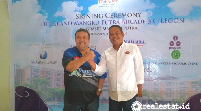 signing ceremony The Grand Mangku Putra Arcade Cilegon Riyadh Group Indonesia realestat.id dok