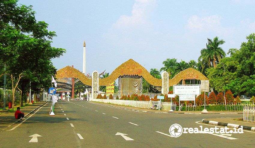 Taman Mini Indonesia Indah (TMII) - Foto: Wikipedia