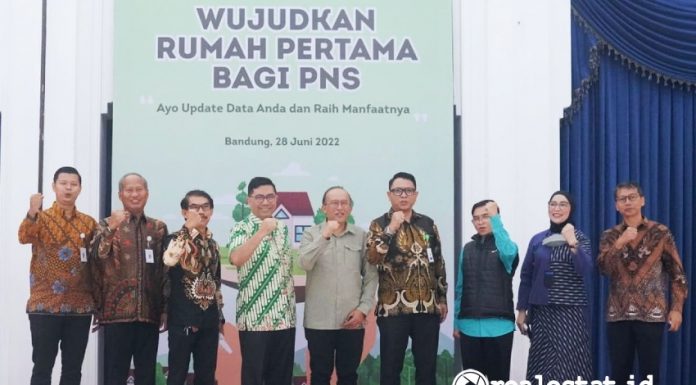 Kegiatan sosialisasi bertema 'Wujudkan Rumah Pertama Bagi PNS Jawa Barat: Ayo Update Data Anda Sekarang, dan Raih Manfaatnya' digelar di Gedung Sate, Bandung, Selasa, 28 Juni 2022.