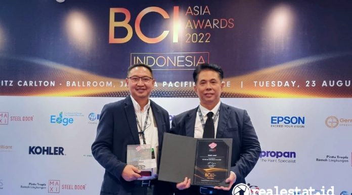 Triniti Land Top 10 Developer Indonesia 2022 BCI Asia Awards realestat.id dok