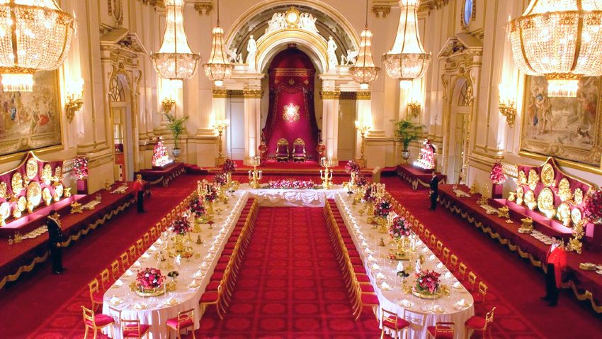 Istana Buckingham ruang perjamuan Kantor Raja Charles III realestat.id dok