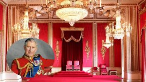 Singgasana Raja Charles III di Istana Buckingham. (Foto: rct.uk/bbc)