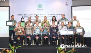 BP Tapera apresiasi sejumlah bank dalam Rapat Evaluasi Bank Penyalur Dana FLPP Kuartal III Tahun 2022 di Mataram, Nusa Tenggara Barat. (Foto: istimewa)