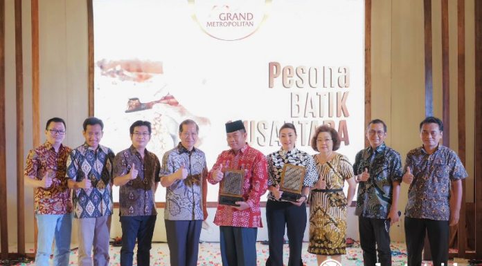 Grand Metropolitan Gelar Pesona Batik Nusantara Metland realestat.id dok