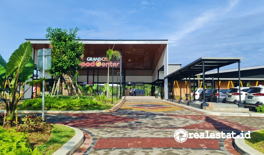 Sinar Mas Land melalui Grand City Balikpapan menghadirkan Grand City Food Center yang berlokasi di Jalan Sinar Mas Land Boulevard pada Sabtu, 26 Novermber 2022.