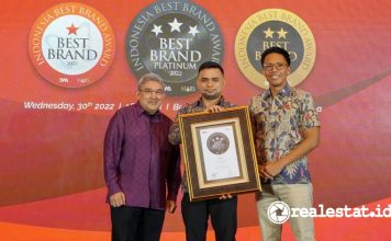 Sharp Indonesia Best Brand Award IBBA 2022 realestat.id dok