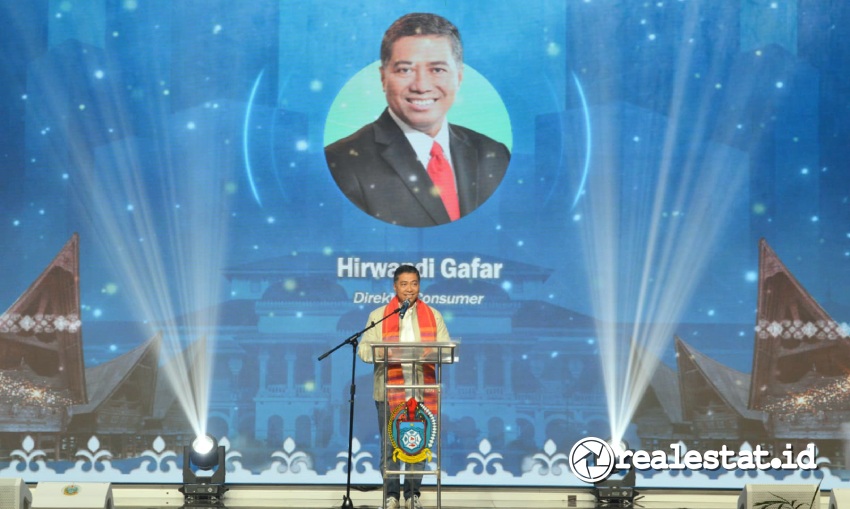 Hirwandi Gafar, Direktur Consumer Bank BTN di HUT REI ke-51, Medan. 