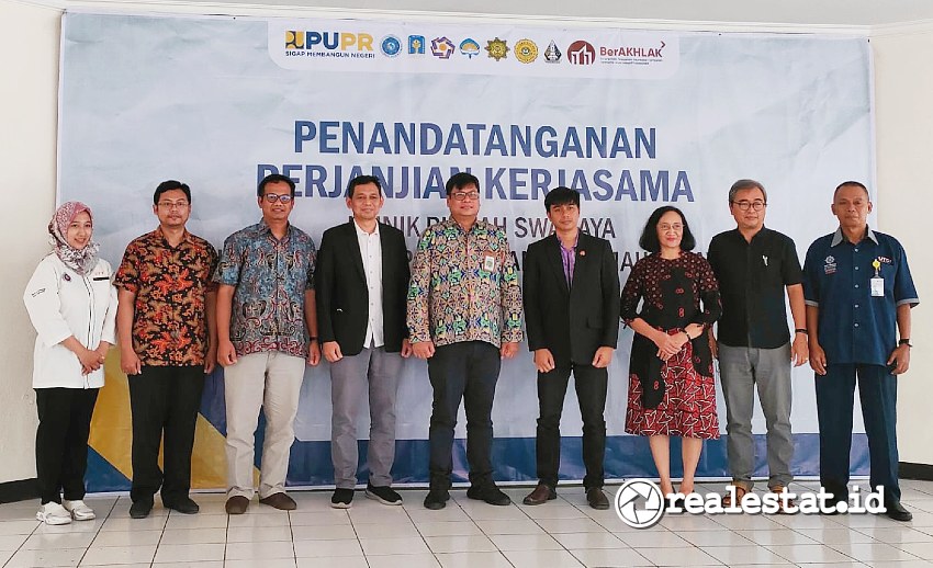 Penandatanganan Perjanjian Kerja Sama Klinik Rumah Swadaya (KRS) antara Kementerian PUPR Yogyakarta dan 9 perguruan tinggi di Yogyakarta (Foto: istimewa) 
