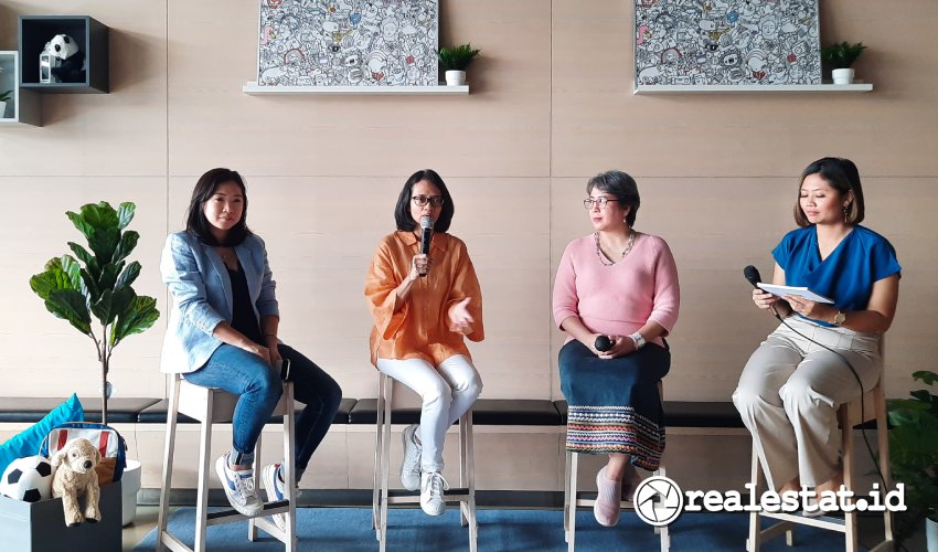 Ririn Basuki, Communication & Public Relations Manager IKEA Indonesia ketika menjelaskan program Back to School untuk memberikan pengetahuan dan inspirasi dalam mengembalikan semangat anak bersekolah. (Foto: RealEstat.id/Adhitya Putra)