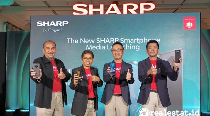 Peluncuran Smartphone Sharp Aquos R7s V7 plus realestat.id dok