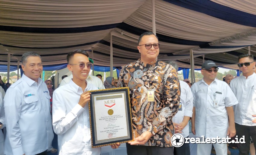 Pesona Kahuripan Group 9 meraih Rekor MURI realestat.id dok