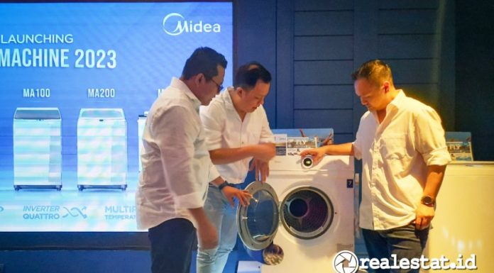Midea Indonesian meluncurkan jajaran mesin cuci front loading dan top loading dengan teknologi health guard hygiene.