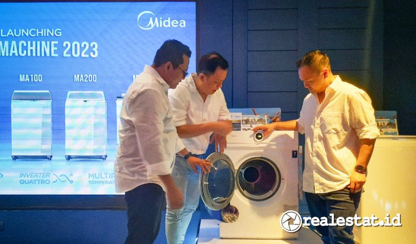 Midea Indonesian meluncurkan jajaran mesin cuci front loading dan top loading dengan teknologi health guard hygiene. (Foto: RealEstat.id/Adhitya Putra)
