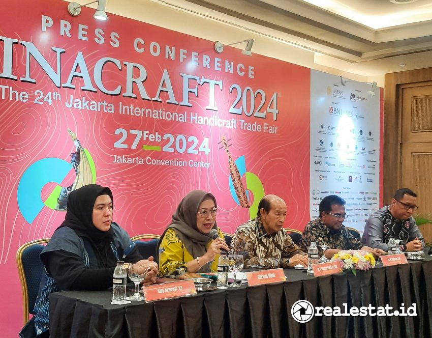 pameran kerajinan tangan terbesar Jakarta International Handicraft Trade Fair (INACRAFT) menargetkan transaksi retail sebesar Rp100 miliar
