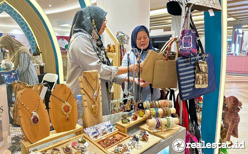 Kolaborasi Living World Kota Wisata Cibubur dengan Pemerintah Kabupaten Bogor dan Pendopo, diharapkan dapat memperluas akses UMKM ke pasar modern serta mendorong masyarakat untuk lebih mencintai dan bangga dengan buatan lokal. (Foto: Istimewa)