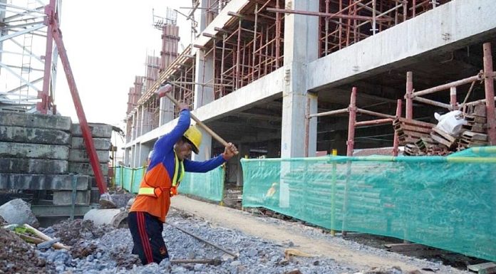 Pekerja Pembangunan Rusun (Foto: Dok. Kementerian PUPR)