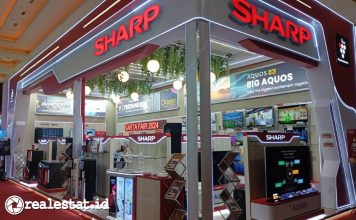 Tampilan booth Sharp di acara Jakarta Fair Kemayoran 2024 realestat.id dok