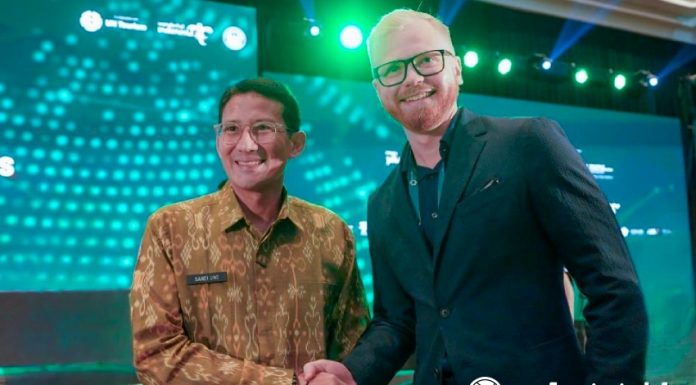 Anton Bezgachev, Real Estate Advisor Magnum Estate (kanan) dan Sandiaga Uno, Menteri Pariwisata dan Ekonomi Kreatif di ajang International Tourism Investment Forum (ITIF) ke-2 yang dihelat di Jakarta, 5 - 6 Juni 2024 (Foto: Istimewa).