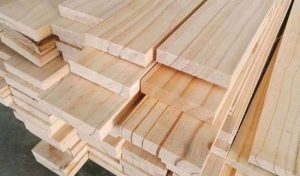 Ilustrasi harga kayu jati belanda per batang dan per kubik. (Sumber: Shopee)