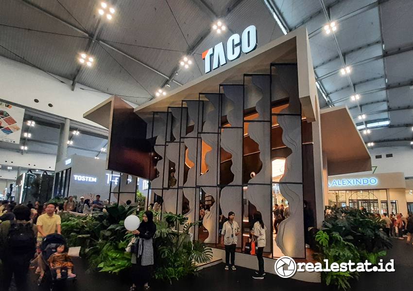 Booth TACO di Indobuildtech 2024 mengusung tema Luxury:Decoded. (Foto: RealEstat.id/Adhitya Putra)