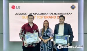 Lima produk elektronik LG Indonesia raih penghargaan Top Brand Award, pada Rabu (28/08/2024). Penghargaan tersebut secara resmi diberikan di Jakarta. (Foto: RealEstat.id/Adhitya Putra)