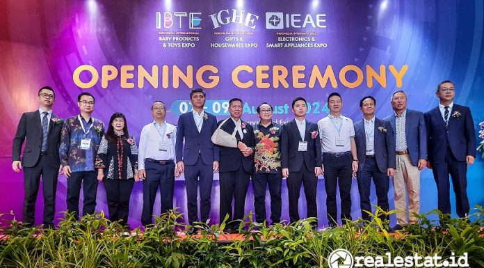 Pembukaan Pameran IBTE, IGHE, dan IEAE Indonesia 2024 di JI Expo Kemayoran-RealEstat.id