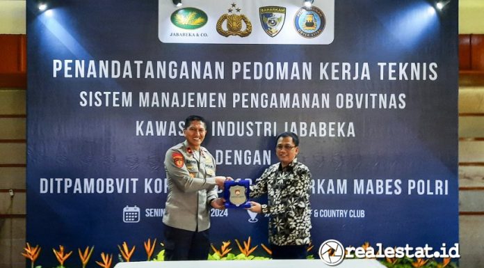 Penandatanganan Pedoman Kerja Teknis Sistem Manajemen Pengamanan Obvitnas (Objek Vital Nasional) Kawasan Industri Jababeka dengan Polri-RealEstat.id-Adhitya Putra