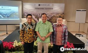 Dari kiri ke kanan: M. Nawawi, Presiden Direktur Paramount Land; Nirwono Joga,  Pengamat Tatakota Universitas Trisakti; dan Norman Daulay, Direktur Paramount Land dalam acara diskusi “Tantangan dan Peluang Pengembangan Kawasan Terintegrasi City within a City” yang dihelat Forum Wartawan Perumahan Rakyat (Forwapera), di Hotel Atria, Gading Serpong, Selasa, 6 Agustus 2024. (Foto: Realestat.id)