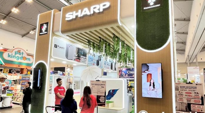 Booth Sharp di ajang IIPE 2024, ICE BSD City (Foto: Istimewa)