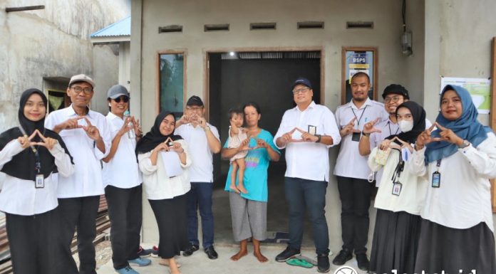 Fasilitator BSPS Kalimantan Barat (Foto: Mr. Risbul, Kementerian PUPR)