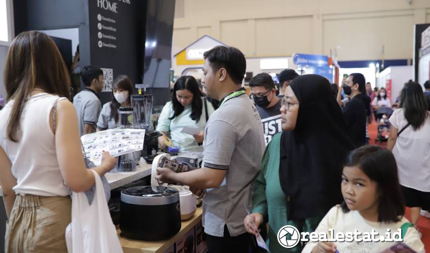 Pameran kebutuhan renovasi rumah dan produk interior terlengkap HOMEDEC 2024-RealEstat.id