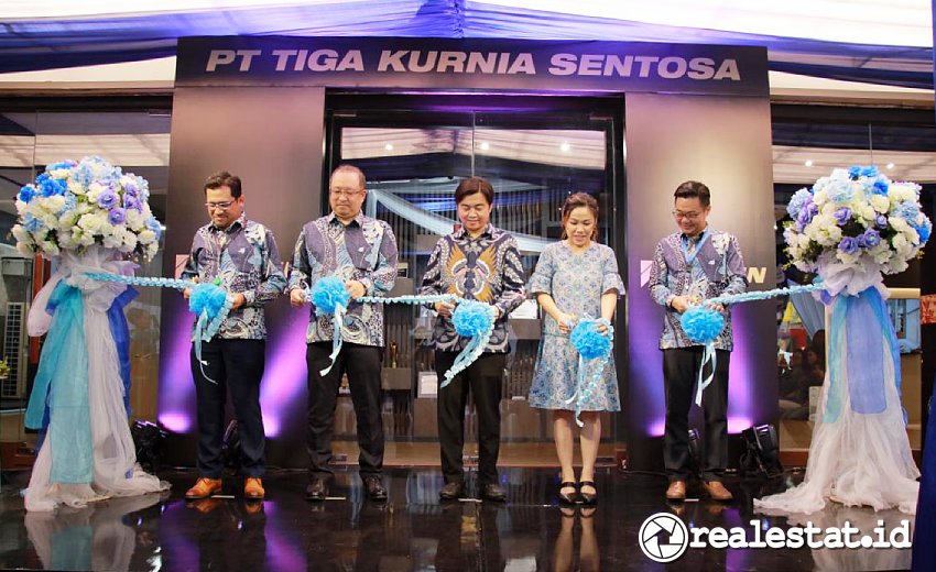 Peresmian Daikin Proshop Showroom Semarang Realestat.id dok