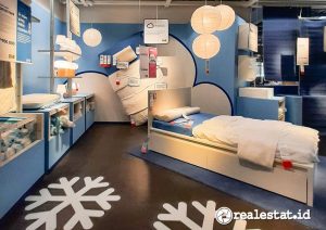 Ruang pameran Bangun Lelapmu IKEA berfokus pada penyediaan perabot furniture dengan pendekatan holistik terhadap kualitas tidur. (Foto: RealEstat.id/Adhitya Putra)