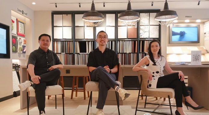 Dari kiri ke kanan: Hardwin Suhendro, Co-founder Arpose Design; Michael Jonathan, Co-founder Arpose Design; dan Christine, Creative Director M Design Group berpose di sela peluncuran Staple Collection. (Foto: Realestat.id) 