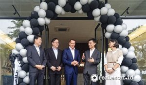 Pembukaan showroom eksklusif pertama Kohler di Jakarta Garden City (JGC), Kamis (03/10/2024) di Jakarta Timur. (Sumber: Kohler).