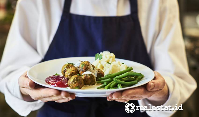 pilihan menu vegan dan plant-based di restoran IKEA Indonesia diantaranya bakso berbasis nabati-RealEstat.id